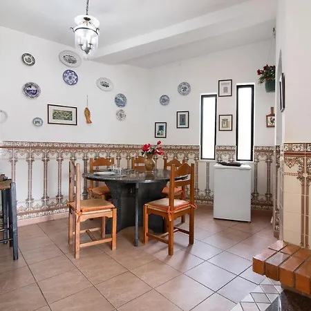 Villa Tigonema *